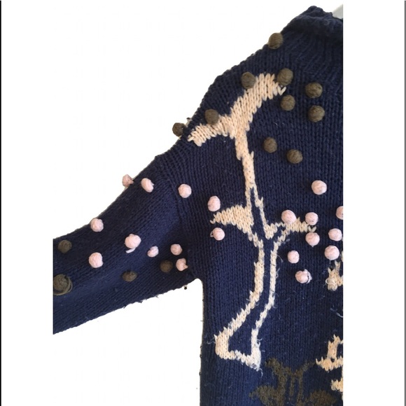 Outlander Large Pom Pom Knit Sweater - Picture 4 of 9